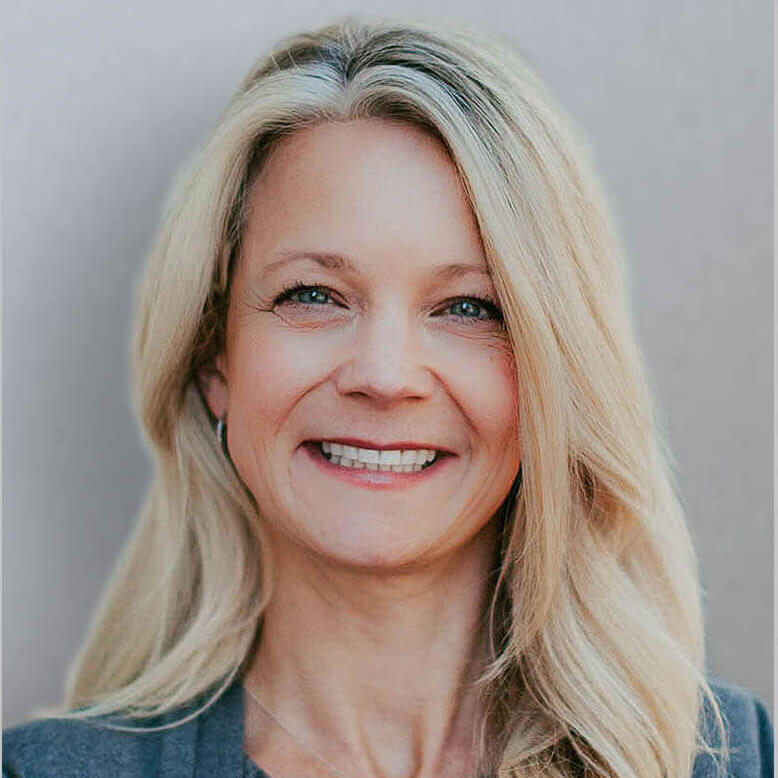 Photo of Jennifer Rathbone, Account Executive, Calgary.