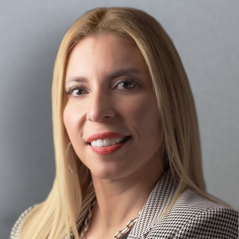 Silvana Herrera headshot